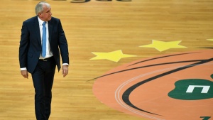 &laquo;&Eta; &Phi;&epsilon;&nu;έ&rho; &alpha;&rho;&nu;ή&theta;&eta;&kappa;&epsilon; &pi;&rho;ό&tau;&alpha;&sigma;&eta; &tau;&omicron;&upsilon; &Pi;&alpha;&nu;&alpha;&theta;&eta;&nu;&alpha;ϊ&kappa;&omicron;ύ &gamma;&iota;&alpha; &Omicron;&mu;&pi;&rho;ά&nu;&tau;&omicron;&beta;&iota;&tau;&sigmaf;&raquo; (pic)