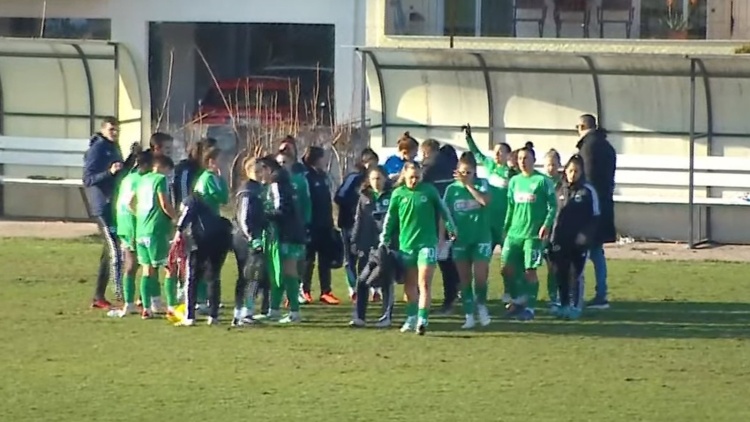 &laquo;&Lambda;ύ&gamma;&iota;&sigma;&epsilon;&raquo; &sigma;&tau;&omicron; &nu;&tau;έ&rho;&mu;&pi;&iota; &omicron; &Pi;&alpha;&nu;&alpha;&theta;&eta;&nu;&alpha;ϊ&kappa;ό&sigmaf; (vid)