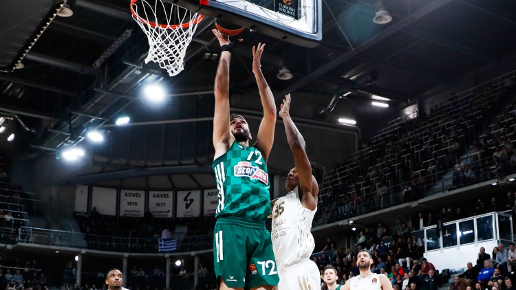 &Mu;&alpha;&theta;&alpha;ί&nu;&epsilon;&iota; &tau;&omicron; &pi;&rho;ό&gamma;&rho;&alpha;&mu;&mu;ά &tau;&omicron;&upsilon; &sigma;&tau;&eta;&nu; Euroleague o &Pi;&alpha;&nu;&alpha;&theta;&eta;&nu;&alpha;ϊ&kappa;ό&sigmaf; &tau;&eta;&nu; &Tau;&rho;ί&tau;&eta; 18/7