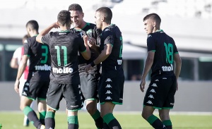 &Pi;&alpha;&nu;&alpha;&theta;&eta;&nu;&alpha;ϊ&kappa;ό&sigmaf; &pi;&omicron;&upsilon; &alpha;&phi;ή&nu;&epsilon;&iota; &upsilon;&pi;&omicron;&sigma;&chi;έ&sigma;&epsilon;&iota;&sigmaf;