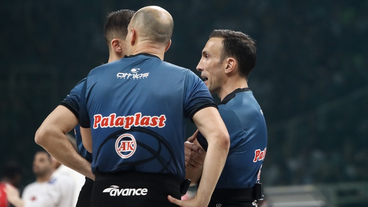 &Kappa;ύ&pi;&epsilon;&lambda;&lambda;&omicron; &Epsilon;&lambda;&lambda;ά&delta;&alpha;&sigmaf;: &Omicron;&iota; &delta;&iota;&alpha;&iota;&tau;&eta;&tau;έ&sigmaf; &tau;&omicron;&upsilon; Final 8 &kappa;&alpha;&iota; &tau;&omicron;&upsilon; Final 4