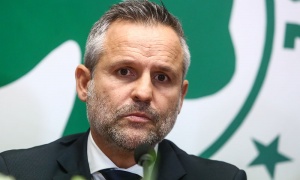 &Rho;ό&kappa;&alpha;: &laquo;Έ&chi;&omega; &tau;&omicron; &delta;&iota;&kappa;ό &mu;&omicron;&upsilon; &tau;&rho;ό&pi;&omicron; &gamma;&iota;&alpha; &nu;&alpha; &pi;&rho;&omicron;&chi;&omega;&rho;ά&omega;&raquo;