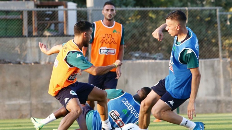 &Pi;&rho;&omicron;&pi;ό&nu;&eta;&sigma;&eta; &mu;&epsilon; &kappa;&upsilon;&kappa;&lambda;&omicron;&phi;&omicron;&rho;ί&alpha; &mu;&pi;ά&lambda;&alpha;&sigmaf; &kappa;&alpha;&iota; &alpha;&nu;ά&pi;&tau;&upsilon;&xi;&eta; (vid)