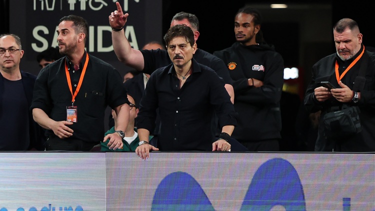 &Beta;&alpha;&lambda;έ&nu;&theta;&iota;&alpha;: &laquo;&Epsilon;&lambda;&pi;ί&zeta;&omicron;&upsilon;&mu;&epsilon; ό&tau;&iota; &eta; Euroleague &theta;&alpha; &tau;&iota;&mu;&omega;&rho;ή&sigma;&epsilon;&iota; &tau;&omicron;&nu; &Gamma;&iota;&alpha;&nu;&nu;&alpha;&kappa;ό&pi;&omicron;&upsilon;&lambda;&omicron;&raquo; - &Tau;&iota; &lambda;έ&nu;&epsilon; &sigma;&tau;&omicron;&nu; &Pi;&alpha;&nu;&alpha;&theta;&eta;&nu;&alpha;ϊ&kappa;ό