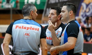 &Alpha;&upsilon;&tau;&omicron;ί &theta;&alpha; &sigma;&phi;&upsilon;&rho;ί&xi;&omicron;&upsilon;&nu; &sigma;&tau;&omicron; &Pi;&alpha;&nu;&alpha;&theta;&eta;&nu;&alpha;ϊ&kappa;ό&sigmaf; - &Kappa;&omicron;&lambda;&omicron;&sigma;&sigma;ό&sigmaf;