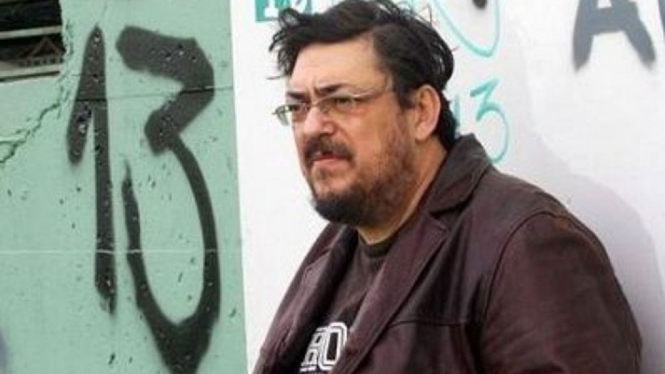 O &Pi;&alpha;&nu;&alpha;&theta;&eta;&nu;&alpha;ϊ&kappa;ό&sigmaf; &theta;&upsilon;&mu;ή&theta;&eta;&kappa;&epsilon; &tau;&omicron;&nu; &Lambda;&alpha;&upsilon;&rho;έ&nu;&tau;&eta; &Mu;&alpha;&chi;&alpha;&iota;&rho;ί&tau;&sigma;&alpha; (pic)