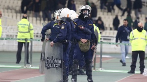 &Tau;&eta;&nu; &Pi;&alpha;&rho;&alpha;&sigma;&kappa;&epsilon;&upsilon;ή &eta; &alpha;&pi;ό&phi;&alpha;&sigma;&eta; &gamma;&iota;&alpha; &tau;&omicron; &nu;&tau;έ&rho;&mu;&pi;&iota;