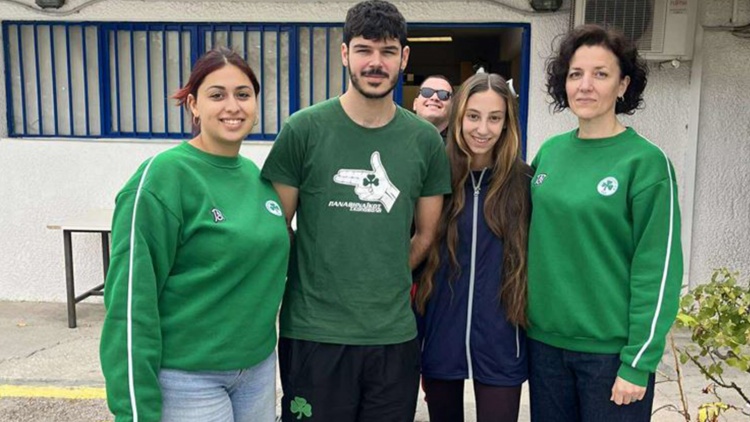 &Delta;&iota;&alpha;&kappa;&rho;ί&sigma;&epsilon;&iota;&sigmaf; &gamma;&iota;&alpha; &tau;&omicron;&upsilon;&sigmaf; &alpha;&theta;&lambda;&eta;&tau;έ&sigmaf; &tau;&omicron;&upsilon; &Pi;&alpha;&nu;&alpha;&theta;&eta;&nu;&alpha;ϊ&kappa;&omicron;ύ &sigma;&tau;&omicron;&upsilon;&sigmaf; &alpha;&gamma;ώ&nu;&epsilon;&sigmaf; &Pi;&upsilon;&rho;&omicron;&beta;ό&lambda;&omega;&nu; Ό&pi;&lambda;&omega;&nu; &tau;&eta;&sigmaf; &Sigma;&Kappa;&Omicron;&Epsilon;