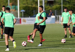 &Chi;&omega;&rho;ί&sigmaf; &pi;&rho;&omicron;&beta;&lambda;ή&mu;&alpha;&tau;&alpha; &eta; &pi;&rho;&omicron;&epsilon;&tau;&omicron;&iota;&mu;&alpha;&sigma;ί&alpha; &gamma;&iota;&alpha; &Xi;ά&nu;&theta;&eta;