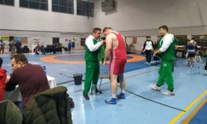&Tau;&rho;ί&tau;&omicron;&sigmaf; &sigma;&tau;&omicron; &Pi;&alpha;&nu;&epsilon;&lambda;&lambda;ή&nu;&iota;&omicron; &Pi;&rho;&omega;&tau;ά&theta;&lambda;&eta;&mu;&alpha; &pi;ά&lambda;&eta;&sigmaf; &omicron; &Pi;&alpha;&nu;&alpha;&theta;&eta;&nu;&alpha;ϊ&kappa;ό&sigmaf;