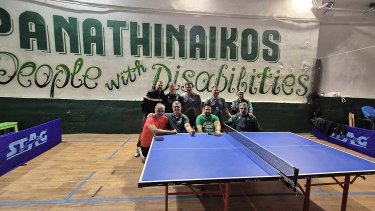 &Mu;&alpha;&chi;&eta;&tau;&iota;&kappa;ό&sigmaf; &omicron; &Pi;&alpha;&nu;&alpha;&theta;&eta;&nu;&alpha;ϊ&kappa;ό&sigmaf; &kappa;ό&nu;&tau;&rho;&alpha; &sigma;&tau;&omicron;&nu; &Eta;&rho;έ&alpha; &Mu;&epsilon;&gamma;ά&rho;&omega;&nu;