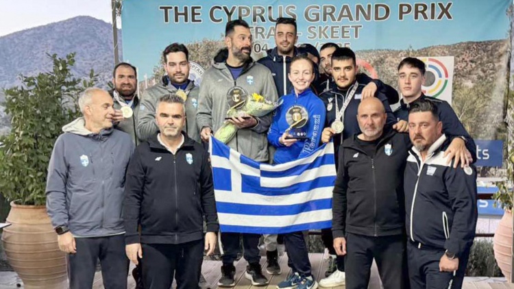 &laquo;&Alpha;&sigma;&eta;&mu;έ&nu;&iota;&omicron;&sigmaf;&raquo; &omicron; &Mu;ί&tau;&alpha;&sigmaf; &sigma;&tau;&omicron; &omicron;&mu;&alpha;&delta;&iota;&kappa;ό