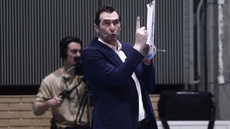 &Alpha;&nu;&delta;&rho;&epsilon;ό&pi;&omicron;&upsilon;&lambda;&omicron;&sigmaf;: &laquo;&Theta;&alpha; &pi;&iota;&sigma;&tau;&epsilon;ύ&omicron;&upsilon;&mu;&epsilon; &gamma;&iota;&alpha; &tau;&omicron; &pi;&rho;&omega;&tau;ά&theta;&lambda;&eta;&mu;&alpha; &mu;έ&chi;&rho;&iota; &nu;&alpha; &pi;έ&sigma;&epsilon;&iota; &eta; &tau;&epsilon;&lambda;&epsilon;&upsilon;&tau;&alpha;ί&alpha; &mu;&pi;ά&lambda;&alpha; &kappa;ά&tau;&omega;&raquo;