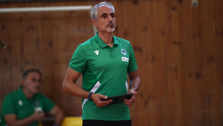 &Kappa;&alpha;&lambda;&mu;&alpha;&zeta;ί&delta;&eta;&sigmaf;: &laquo;Έ&chi;&omicron;&upsilon;&mu;&epsilon; &alpha;&theta;&lambda;ή&tau;&rho;&iota;&epsilon;&sigmaf; &mu;&epsilon; &epsilon;&mu;&pi;&epsilon;&iota;&rho;ί&alpha; &kappa;&alpha;&iota; &pi;&omicron;&iota;ό&tau;&eta;&tau;&alpha; &pi;&omicron;&upsilon; &mu;&pi;&omicron;&rho;&omicron;ύ&nu; &nu;&alpha; &delta;&iota;&alpha;&chi;&epsilon;&iota;&rho;&iota;&sigma;&tau;&omicron;ύ&nu; &tau;&iota;&sigmaf; &delta;&upsilon;&sigma;&kappa;&omicron;&lambda;ί&epsilon;&sigmaf;&raquo;