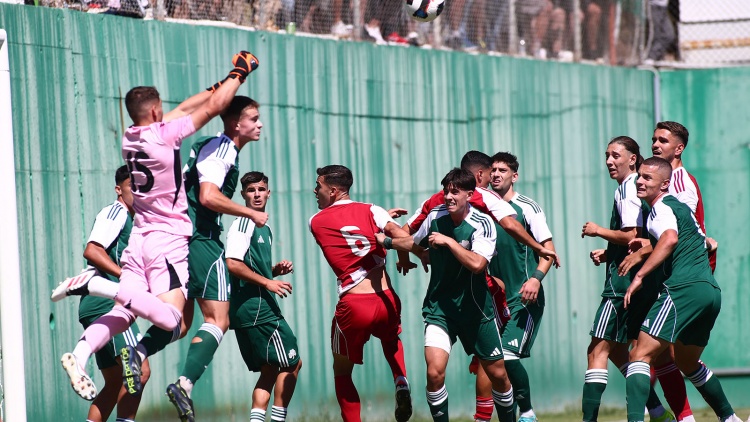 &Kappa;19: &Alpha;&nu;ώ&tau;&epsilon;&rho;&omicron;&sigmaf; &omicron; &Pi;&alpha;&nu;&alpha;&theta;&eta;&nu;&alpha;ϊ&kappa;ό&sigmaf; &kappa;ό&nu;&tau;&rho;&alpha; &sigma;&tau;&omicron;&nu; &Omicron;&lambda;&upsilon;&mu;&pi;&iota;&alpha;&kappa;ό, &alpha;&lambda;&lambda;ά &chi;&omega;&rho;ί&sigmaf; &gamma;&kappa;&omicron;&lambda; &sigma;&tau;&omicron; &nu;&tau;έ&rho;&mu;&pi;&iota;