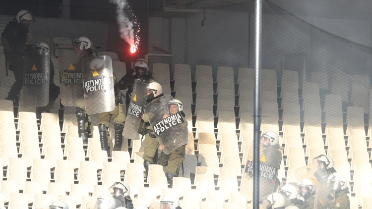 &Pi;&epsilon;&iota;&theta;&alpha;&rho;&chi;&iota;&kappa;ή &delta;ί&omega;&xi;&eta; &alpha;&pi;ό &tau;&omicron;&nu; &pi;&omicron;&delta;&omicron;&sigma;&phi;&alpha;&iota;&rho;&iota;&kappa;ό &epsilon;&iota;&sigma;&alpha;&gamma;&gamma;&epsilon;&lambda;έ&alpha; &sigma;&tau;&eta;&nu; &Pi;&Alpha;&Epsilon; &Pi;&alpha;&nu;&alpha;&theta;&eta;&nu;&alpha;ϊ&kappa;ό&sigmaf;