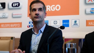 &laquo;&Epsilon;&nu;&tau;ό&sigmaf; &tau;&omicron;&upsilon; &kappa;&alpha;&lambda;&omicron;&kappa;&alpha;&iota;&rho;&iota;&omicron;ύ &omicron;&iota; &alpha;&nu;&alpha;&kappa;&omicron;&iota;&nu;ώ&sigma;&epsilon;&iota;&sigmaf;, &epsilon;&pi;&iota;&lambda;έ&gamma;&omicron;&upsilon;&mu;&epsilon; έ&nu;&alpha; &alpha;&pi;ό &tau;&alpha; &delta;ύ&omicron; &pi;&lambda;ά&nu;&alpha;&raquo;