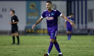 &Mu;&alpha;&kappa;έ&nu;&tau;&alpha;: &laquo;&Nu;&alpha; &mu;&epsilon; &alpha;&gamma;&alpha;&pi;ή&sigma;&epsilon;&iota; &omicron; &kappa;ό&sigma;&mu;&omicron;&sigmaf; &tau;&omicron;&upsilon; &Pi;&alpha;&nu;&alpha;&theta;&eta;&nu;&alpha;ϊ&kappa;&omicron;ύ&raquo;