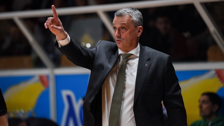 &Rho;ά&nu;&tau;&omicron;&nu;&iota;&tau;&sigmaf;: &laquo;&Nu;&alpha; &epsilon;&mu;&phi;&alpha;&nu;&iota;&sigma;&tau;&omicron;ύ&mu;&epsilon; &delta;&iota;&alpha;&phi;&omicron;&rho;&epsilon;&tau;&iota;&kappa;&omicron;ί &alpha;&pi;' ό&tau;&iota; &sigma;&tau;&omicron; &mu;&alpha;&tau;&sigmaf; &mu;&epsilon; &tau;&omicron;&nu; &Omicron;&lambda;&upsilon;&mu;&pi;&iota;&alpha;&kappa;ό&raquo;