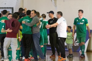 &Sigma;&tau;&omicron;&upsilon;&sigmaf; &tau;&epsilon;&lambda;&iota;&kappa;&omicron;ύ&sigmaf; &tau;&omicron; &Pi;&omicron;&delta;ό&sigma;&phi;&alpha;&iota;&rho;&omicron; &Sigma;ά&lambda;&alpha;&sigmaf;, έ&gamma;&rho;&alpha;&psi;&epsilon; &iota;&sigma;&tau;&omicron;&rho;ί&alpha; (pic)