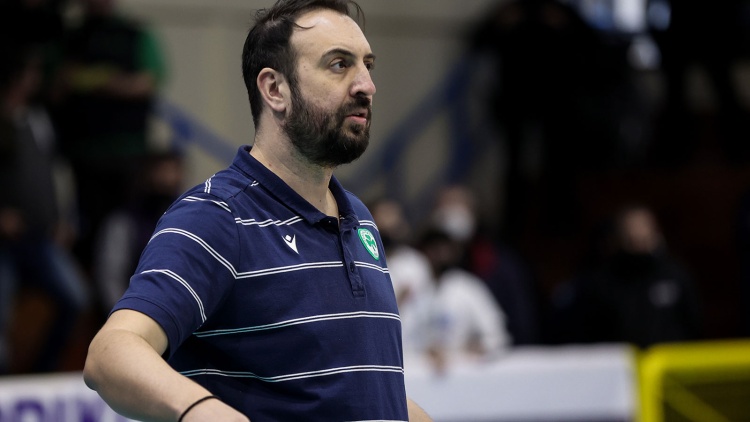 &Omicron;&iota;&kappa;&omicron;&nu;ό&mu;&omicron;&upsilon;: &laquo;&Pi;ά&mu;&epsilon; &pi;&alpha;&rho;&alpha;&kappa;ά&tau;&omega;&raquo;