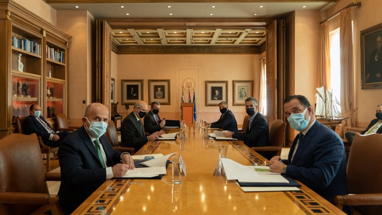 A. &Gamma;&epsilon;&omega;&rho;&gamma;&iota;ά&delta;&eta;&sigmaf;: &laquo;65% &sigma;&tau;&omicron; &Delta;&eta;&mu;ό&sigma;&iota;&omicron; &kappa;&alpha;&iota; 35% &sigma;&tau;&omicron; &Delta;ή&mu;&omicron; &omicron;&iota; &epsilon;&mu;&pi;&omicron;&rho;&iota;&kappa;έ&sigmaf; &chi;&rho;ή&sigma;&epsilon;&iota;&sigmaf; &sigma;&tau;&omicron; &Beta;&omicron;&tau;&alpha;&nu;&iota;&kappa;ό&raquo;