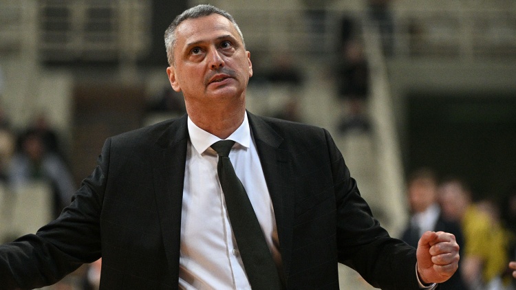 &Rho;ά&nu;&tau;&omicron;&nu;&iota;&tau;&sigmaf;: &laquo;&Eta; &delta;&iota;&alpha;&phi;&omicron;&rho;ά &alpha;&nu;ά&mu;&epsilon;&sigma;&alpha; &sigma;&tau;&alpha; &delta;ύ&omicron; &eta;&mu;ί&chi;&rho;&omicron;&nu;&alpha; &pi;&rho;&omicron;&kappa;&alpha;&lambda;&epsilon;ί έ&kappa;&pi;&lambda;&eta;&xi;&eta;, &alpha;&lambda;&lambda;ά &epsilon;ί&mu;&alpha;&iota; &epsilon;&upsilon;&chi;&alpha;&rho;&iota;&sigma;&tau;&eta;&mu;έ&nu;&omicron;&sigmaf;&raquo;