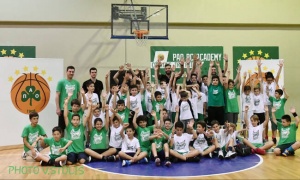 &Sigma;&tau;&omicron; &kappa;&alpha;&lambda;&omicron;&kappa;&alpha;&iota;&rho;&iota;&nu;ό &kappa;&alpha;&mu;&pi; &tau;&eta;&sigmaf; PAO BC Academy &omicron; &Nu;ί&kappa;&omicron;&sigmaf; &Pi;&alpha;&pi;&pi;ά&sigmaf; (pics)