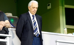 &Tau;έ&lambda;&omicron;&sigmaf; &omicron; &Kappa;&omega;&nu;&sigma;&tau;&alpha;&nu;&tau;ί&nu;&omicron;&upsilon;, &nu;έ&omicron;&sigmaf; &Pi;&rho;ό&epsilon;&delta;&rho;&omicron;&sigmaf; &omicron; &Mu;&alpha;&upsilon;&rho;&omicron;&kappa;&omicron;&upsilon;&kappa;&omicron;&upsilon;&lambda;ά&kappa;&eta;&sigmaf;