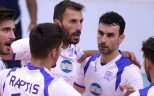 &Nu;ί&kappa;&eta; &mu;&epsilon;&hellip; &laquo;&pi;&rho;ά&sigma;&iota;&nu;&eta;&raquo; ώ&theta;&eta;&sigma;&eta;