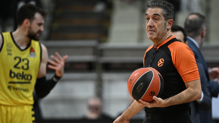 &Epsilon;&pi;ί&sigma;&eta;&mu;&eta; &delta;&iota;&alpha;&mu;&alpha;&rho;&tau;&upsilon;&rho;ί&alpha; &tau;&omicron;&upsilon; &Pi;&alpha;&nu;&alpha;&theta;&eta;&nu;&alpha;ϊ&kappa;&omicron;ύ &sigma;&tau;&eta;&nu; Euroleague &gamma;&iota;&alpha; &tau;&eta; &delta;&iota;&alpha;&iota;&tau;&eta;&sigma;ί&alpha; &mu;&epsilon; &tau;&eta; &Phi;&epsilon;&nu;έ&rho;&mu;&pi;&alpha;&chi;&tau;&sigma;&epsilon;