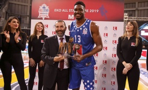 &Alpha;&nu;&tau;&epsilon;&tau;&omicron;&kappa;&omicron;ύ&nu;&mu;&pi;&omicron;: &laquo;&Theta;&alpha; ή&theta;&epsilon;&lambda;&alpha; &nu;&alpha; &epsilon;ί&mu;&alpha;&iota; MVP &kappa;&alpha;&iota; &sigma;&tau;&eta; &zeta;&omega;ή&raquo;