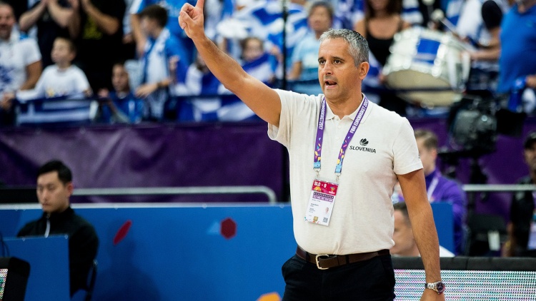 &Kappa;&omicron;&kappa;ό&sigma;&kappa;&omicron;&phi;: &laquo;&Epsilon;&upsilon;έ&lambda;&iota;&kappa;&tau;&eta; &kappa;&alpha;&iota; &kappa;&alpha;&lambda;ή &omicron;&mu;ά&delta;&alpha; &omicron; &Pi;&alpha;&nu;&alpha;&theta;&eta;&nu;&alpha;ϊ&kappa;ό&sigmaf;&raquo;