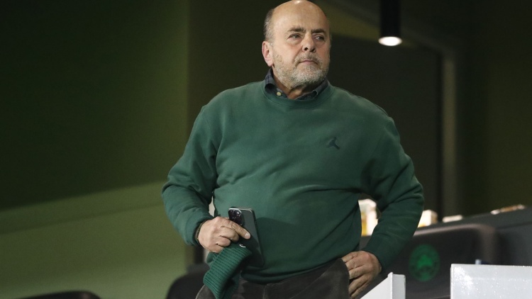 &Alpha;&lambda;&alpha;&phi;&omicron;ύ&zeta;&omicron;&sigmaf;: &laquo;&Omega;&rho;&alpha;ί&epsilon;&sigmaf; &omicron;&iota; &pi;&rho;&omega;&theta;&upsilon;&pi;&omicron;&upsilon;&rho;&gamma;&iota;&kappa;έ&sigmaf; &epsilon;&nu;έ&rho;&gamma;&epsilon;&iota;&epsilon;&sigmaf; &mu;&epsilon; UEFA, &alpha;&lambda;&lambda;ά &delta;&epsilon;&nu; &alpha;&nu;&tau;&iota;&mu;&epsilon;&tau;&omega;&pi;ί&zeta;&omicron;&upsilon;&nu; &delta;&iota;&alpha;&phi;&theta;&omicron;&rho;ά &kappa;&alpha;&iota; &alpha;&lambda;&eta;&tau;&epsilon;ί&alpha;!&raquo;