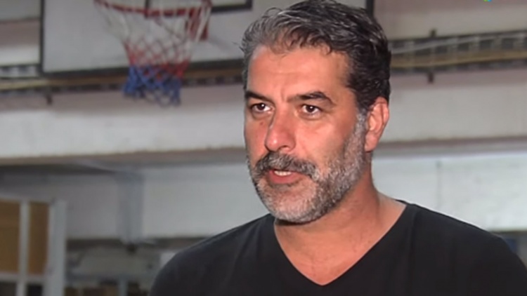 &Beta;&alpha;&sigma;ί&lambda;&eta;&sigmaf; &Mu;&pi;&iota;&sigma;&mu;&pi;ί&kappa;&eta;&sigmaf;: &laquo;Ή&mu;&omicron;&upsilon;&nu; &chi;&omicron;&upsilon;&lambda;&iota;&gamma;&kappa;ά&nu;&iota; &tau;&omicron;&upsilon; &Pi;&alpha;&nu;&alpha;&theta;&eta;&nu;&alpha;ϊ&kappa;&omicron;ύ&raquo;! (vid)