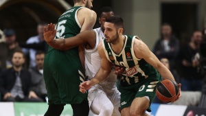 &Omicron;&iota; 5 &kappa;&omicron;&rho;&upsilon;&phi;&alpha;ί&epsilon;&sigmaf; &phi;ά&sigma;&epsilon;&iota;&sigmaf; &tau;&omicron;&upsilon; &Pi;&alpha;&pi;&alpha;&pi;έ&tau;&rho;&omicron;&upsilon; (vid)