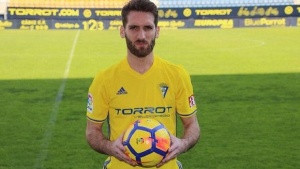 &Epsilon;&nu;&iota;&sigma;&chi;ύ&epsilon;&tau;&alpha;&iota; &mu;&epsilon; &Phi;&alpha;&omicron;ύ&sigma;&tau;&omicron; &omicron; &Pi;&alpha;&nu;&alpha;&theta;&eta;&nu;&alpha;ϊ&kappa;ό&sigmaf;