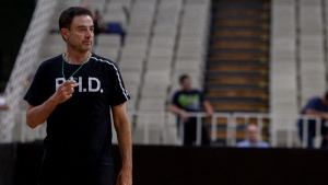 &Pi;&iota;&tau;ί&nu;&omicron;: &laquo;Έ&delta;&omega;&sigma;&alpha; 1 &epsilon;&kappa;. &epsilon;&upsilon;&rho;ώ &gamma;&iota;&alpha; 14 &eta;&mu;έ&rho;&epsilon;&sigmaf; &sigma;&tau;&omicron;&nu; &Delta;&iota;&alpha;&mu;&alpha;&nu;&tau;ί&delta;&eta;, &alpha;&lambda;&lambda;ά &alpha;&rho;&nu;ή&theta;&eta;&kappa;&epsilon;&raquo; (pic)