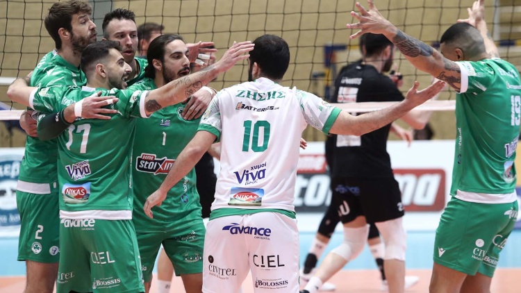 Έ&kappa;&alpha;&nu;&epsilon; &tau;&omicron; Three Peat &sigma;&tau;&omicron; League Cup o &Pi;&alpha;&nu;&alpha;&theta;&eta;&nu;&alpha;ϊ&kappa;ό&sigmaf;!